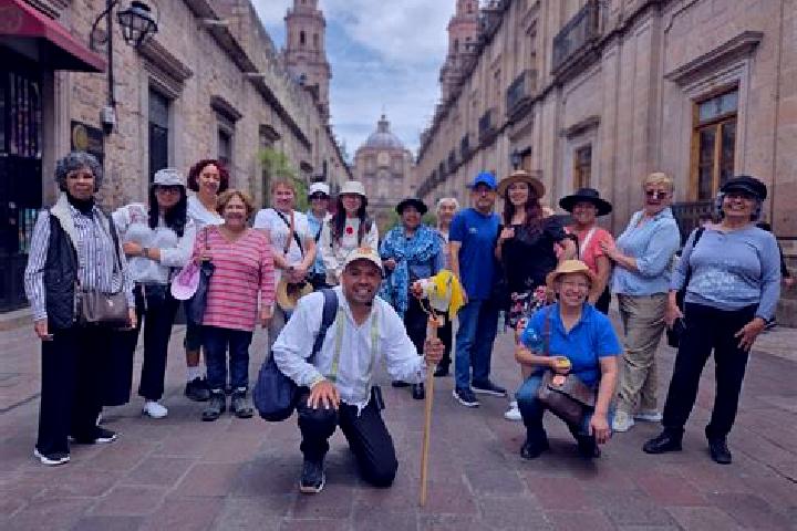 Escorts Chimalpa Viejo, Mexico — Local Companions