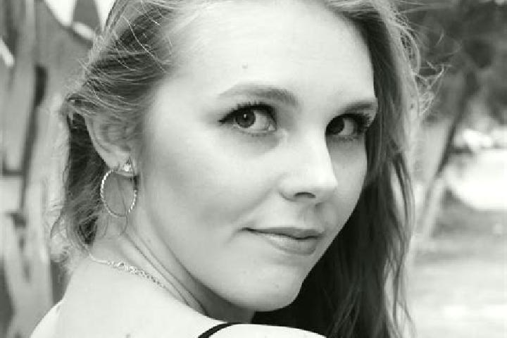 Escorts Chipping Norton, Australia — Local Companions