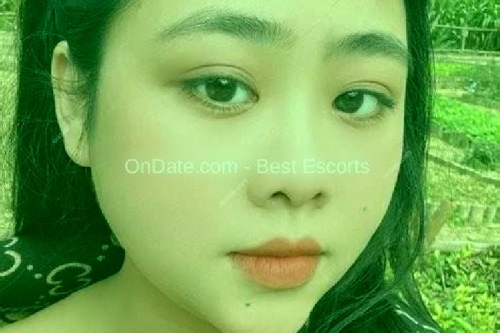 Escorts Chua Hang, Vietnam — Local Companions