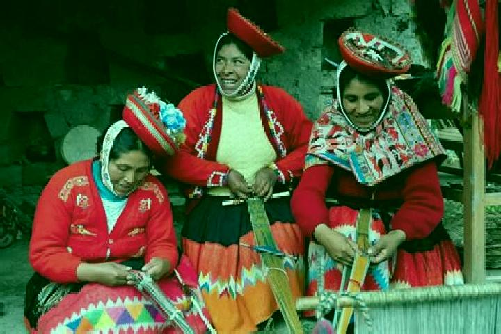 Escorts Chumpi, Peru — Local Companions