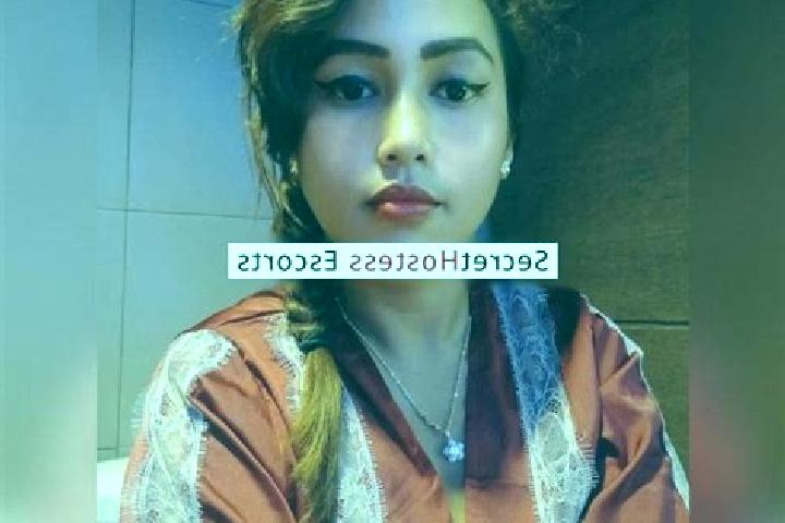 Escorts Cikujang, Indonesia — Local Companions