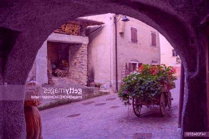 Escorts Cinte Tesino, Italy — Local Companions