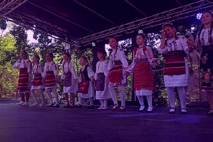 Escorts Ciupercenii Noi, Romania — Local Companions