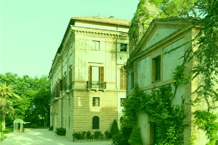 Escorts Civitella Casanova, Italy — Local Companions