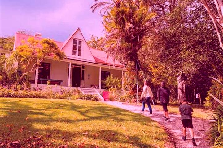Escorts Clevedon, New Zealand — Local Companions
