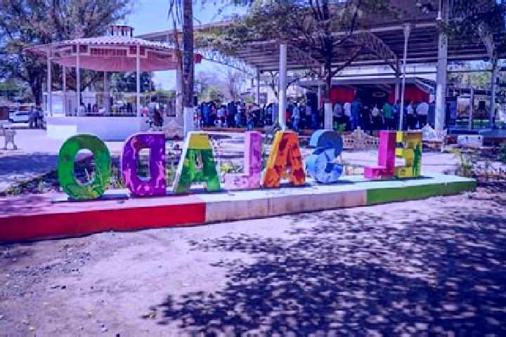 Escorts Colonia el Salado, Mexico — Local Companions