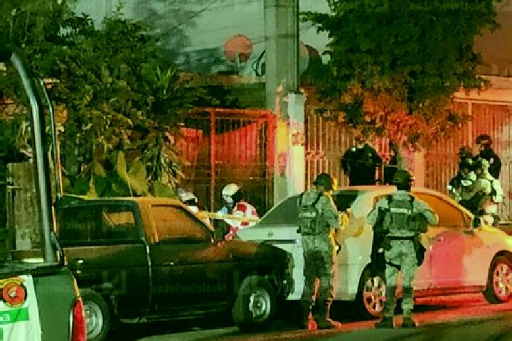 Escorts Colonia los Angeles, Mexico — Local Companions
