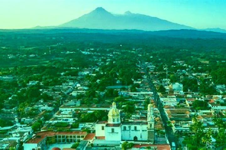 Escorts Comala, Mexico — Local Companions