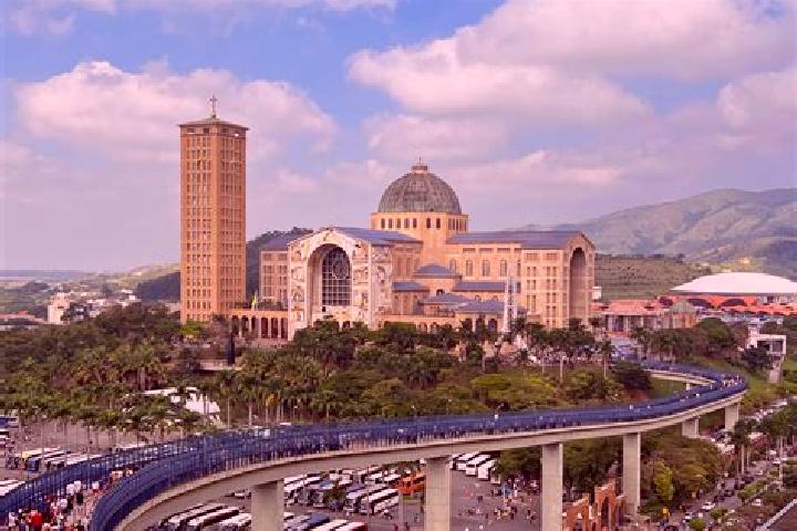 Escorts Conceicao da Aparecida, Brazil — Local Companions