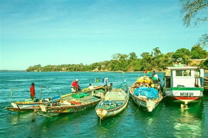 Escorts Contumo, Guinea-Bissau — Local Companions