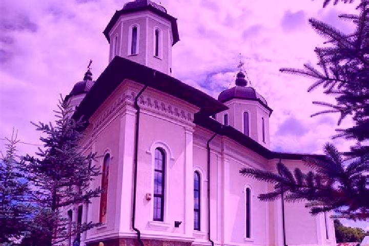 Escorts Cornu de Jos, Romania — Local Companions