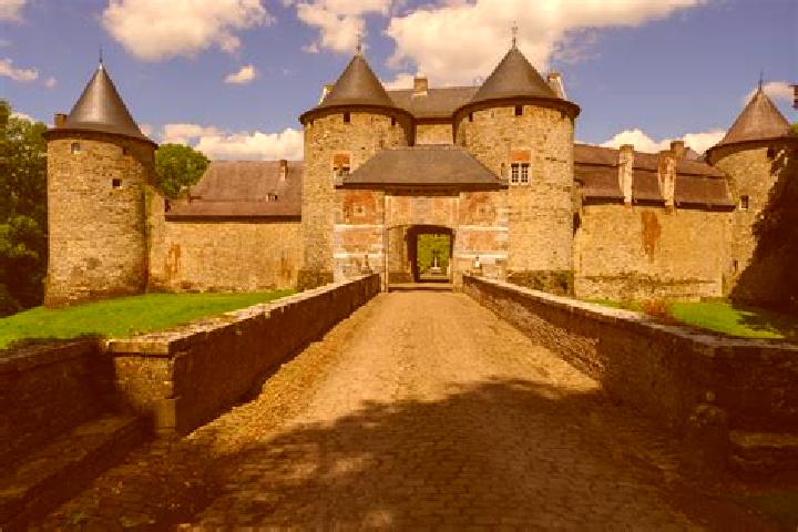 Escorts Corroy-le-Chateau, Belgium — Local Companions