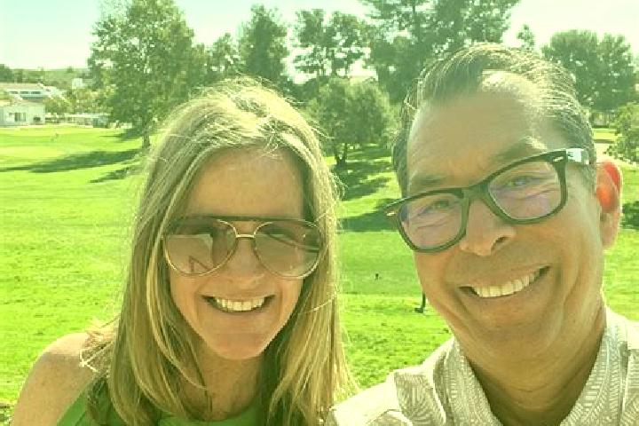 Escorts Country Club Hills, United States — Local Companions