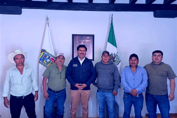 Escorts Coyay, Mexico — Local Companions