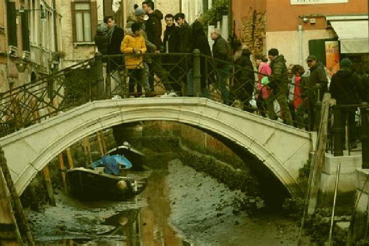 Escorts Craveggia, Italy — Local Companions
