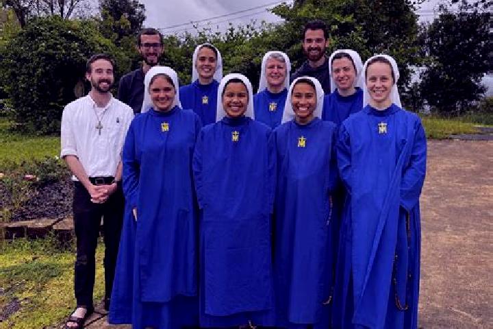 Escorts Crest, France — Local Companions
