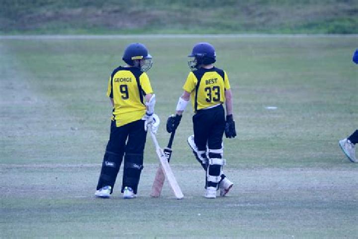 Escorts Cricket, United States — Local Companions