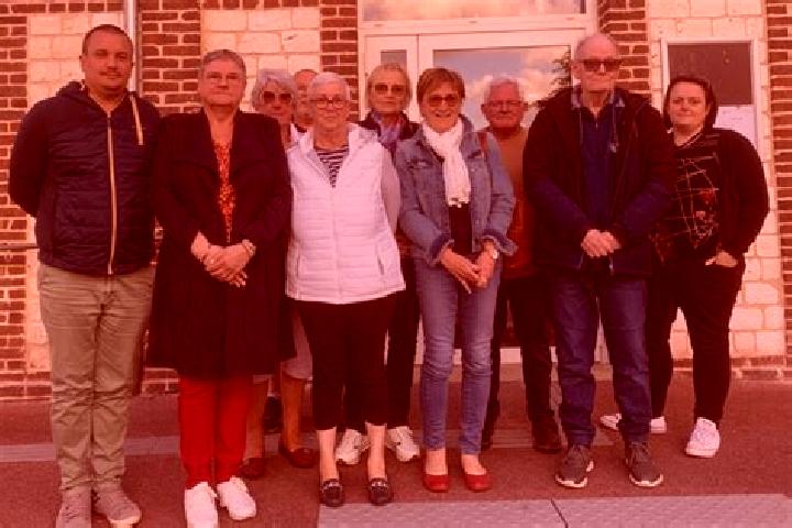 Escorts Criquebeuf-sur-Seine, France — Local Companions