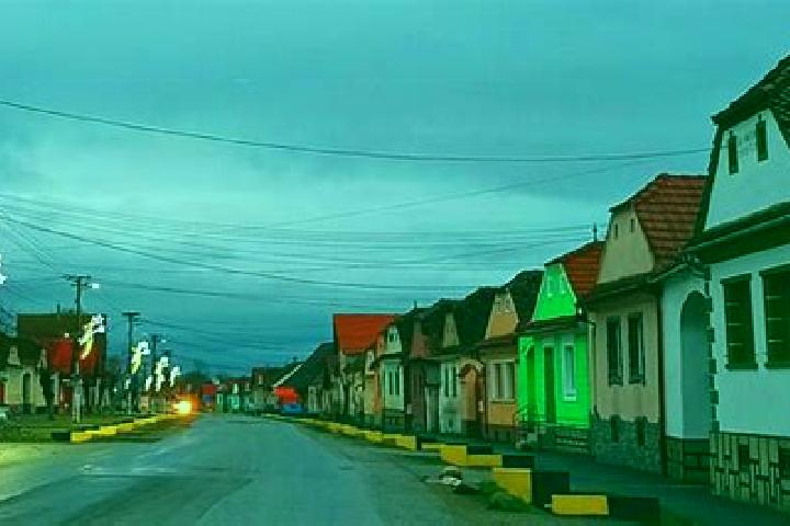 Escorts Crizbav, Romania — Local Companions