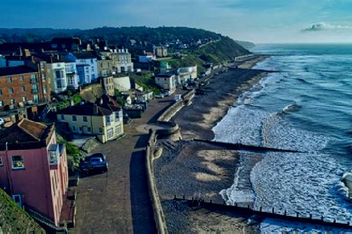 Escorts Cromer, United Kingdom — Local Companions
