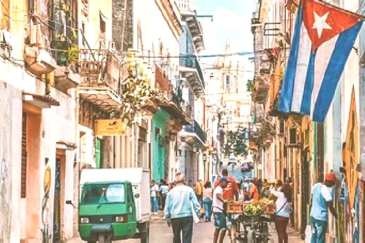 Escorts Cuba, Portugal — Local Companions