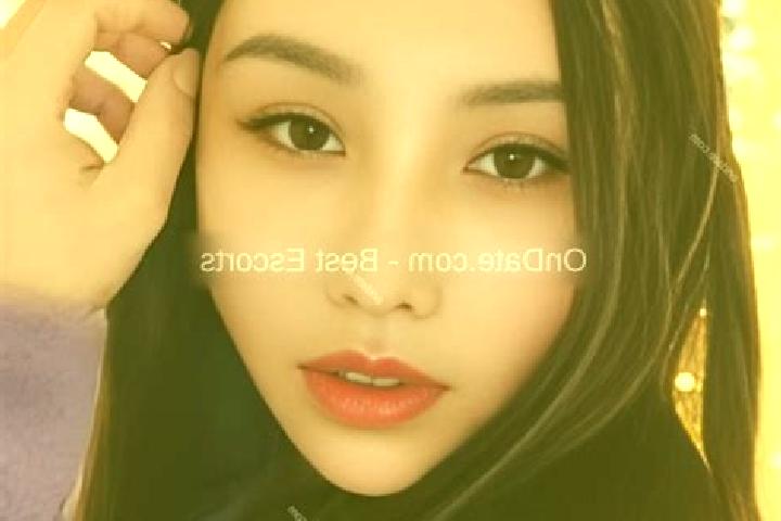 Escorts Cunqian, China — Local Companions