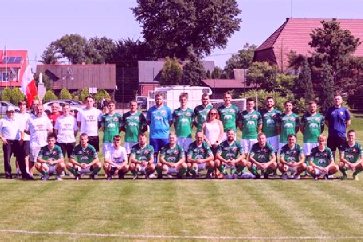 Escorts Czajkow, Poland — Local Companions