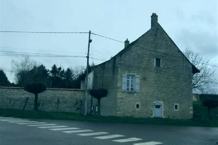 Escorts Damerey, France — Local Companions