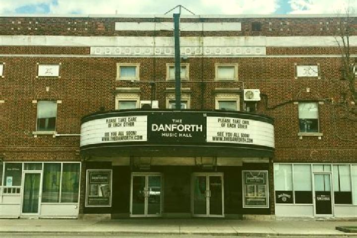 Escorts Danforth, Canada — Local Companions