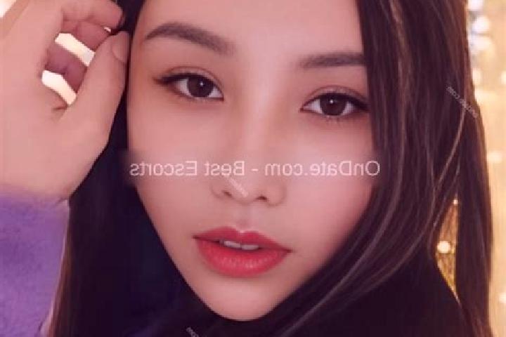 Escorts Datangping, China — Local Companions