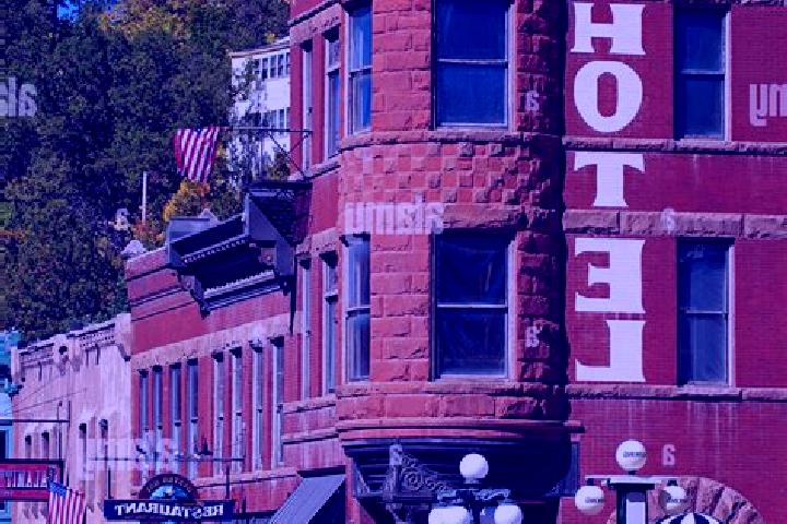 Escorts Deadwood, United States — Local Companions