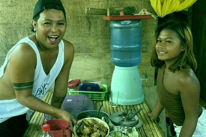Escorts Del Carmen, Philippines — Local Companions