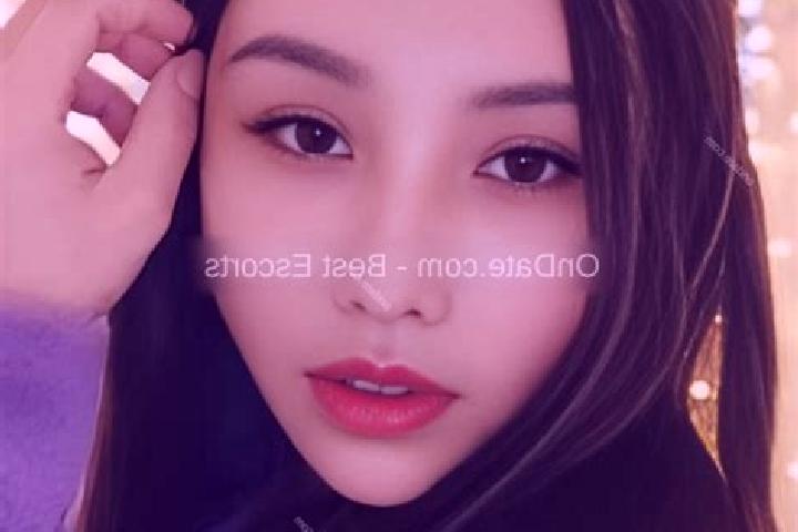 Escorts Dengzhou, China — Local Companions