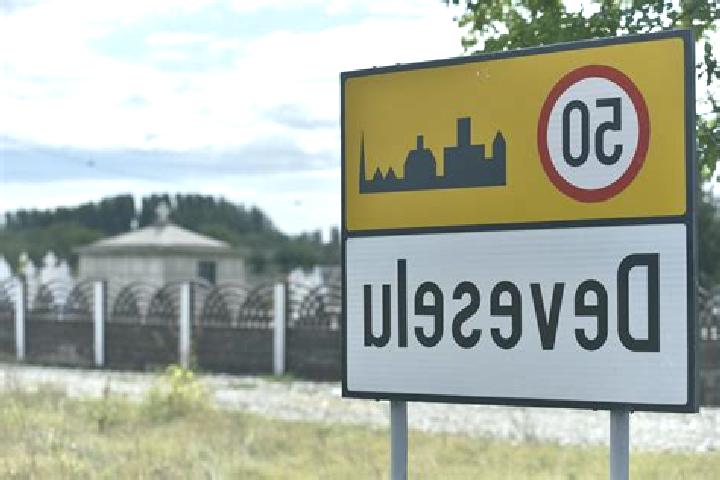 Escorts Deveselu, Romania — Local Companions