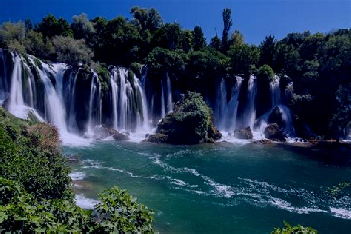 Escorts Devetak, Bosnia and Herzegovina — Local Companions