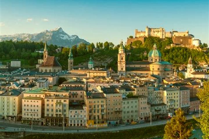Escorts Diesseits, Austria — Local Companions