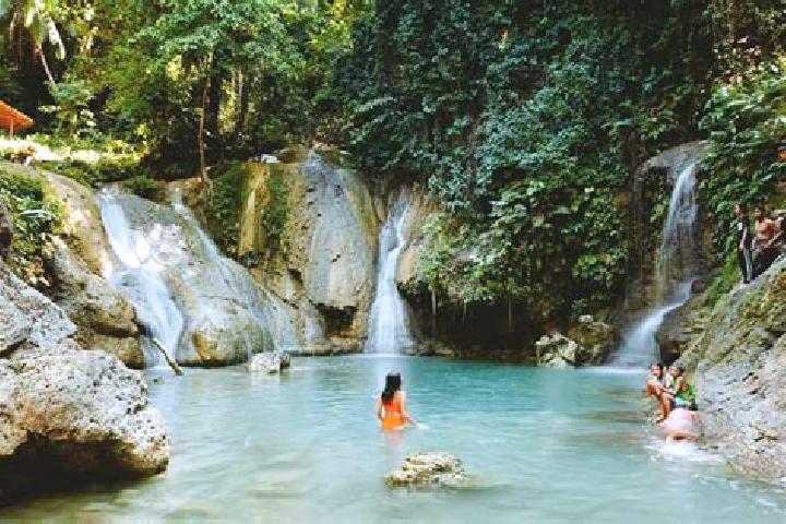 Escorts Dimiao, Philippines — Local Companions