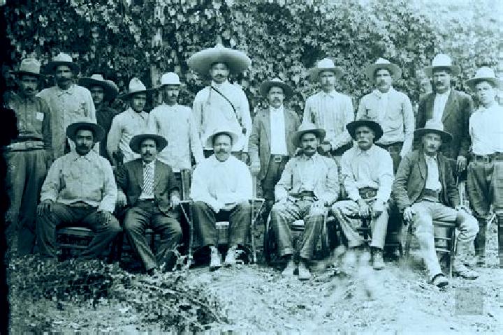 Escorts Division del Norte (Santa Rosa), Mexico — Local Companions