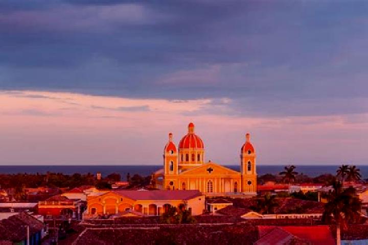 Escorts Dolores, Nicaragua — Local Companions