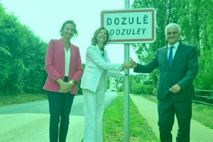 Escorts Dozule, France — Local Companions