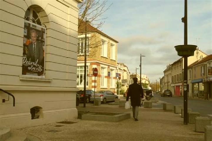 Escorts Draveil, France — Local Companions