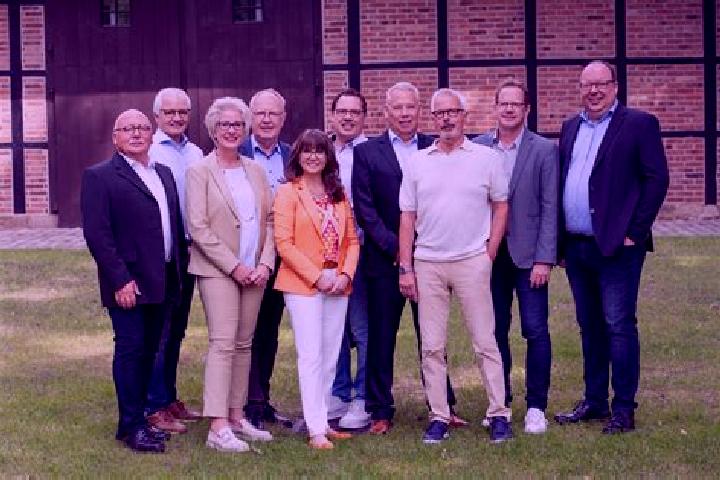 Escorts Dreierwalde, Germany — Local Companions