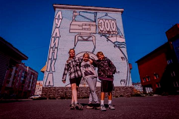 Escorts Dudinka, Russia — Local Companions