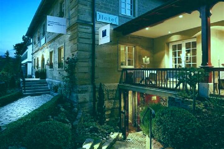 Escorts Eibelstadt, Germany — Local Companions