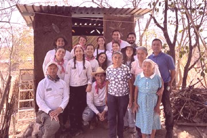 Escorts El Cerro de las Huertas, Mexico — Local Companions