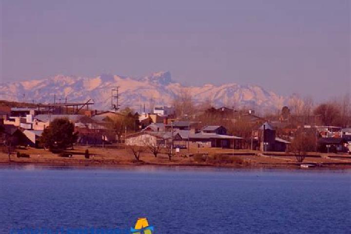 Escorts El Nihuil, Argentina — Local Companions