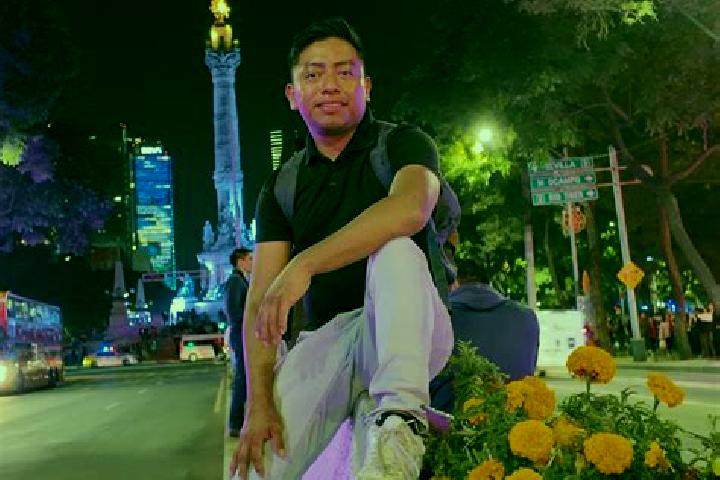 Escorts El Puesto, Mexico — Local Companions