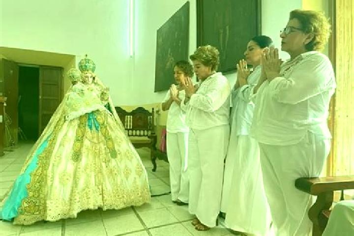 Escorts El Rosario Xochitiopan, Mexico — Local Companions