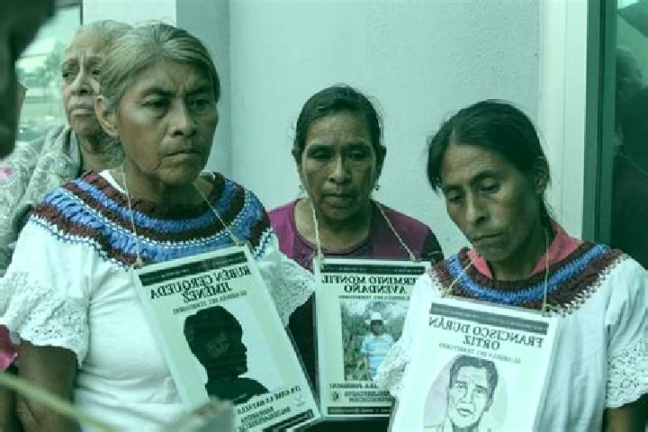 Escorts Eloxochitlan de Flores Magon, Mexico — Local Companions