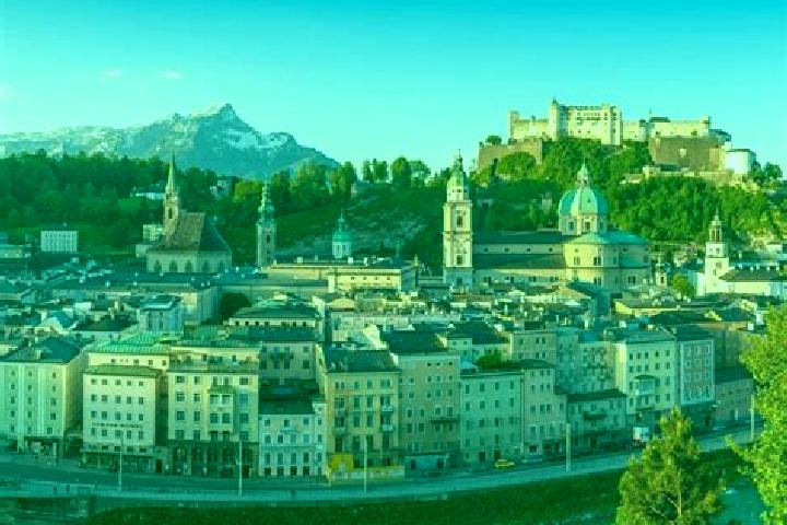 Escorts Elsbach, Austria — Local Companions